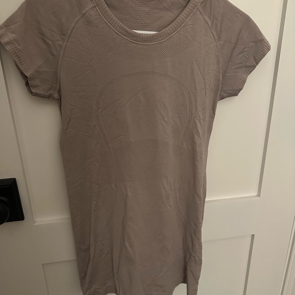 lululemon nude pink swiftly